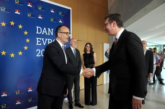 Vucic attends Europe Day reception in Belgrade