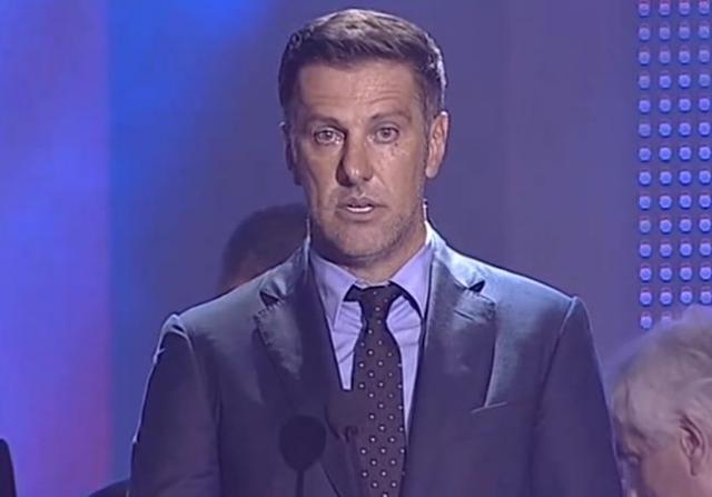Krstajiću suze u očima na dodeli nagrade u Mostaru (VIDEO)