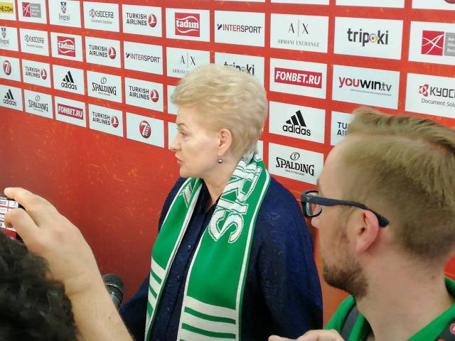 Predsednica Litvanije u Areni, pre toga s Vuèiæem o klubovima