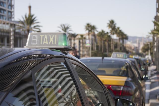 Taksisti æe preplaviti ulice, a biæe još jeftiniji