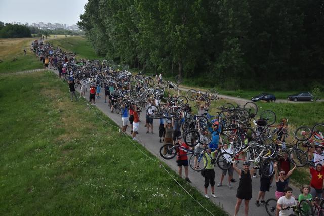 Biciklisti blokirali motorni saobraæaj na Savskom nasipu