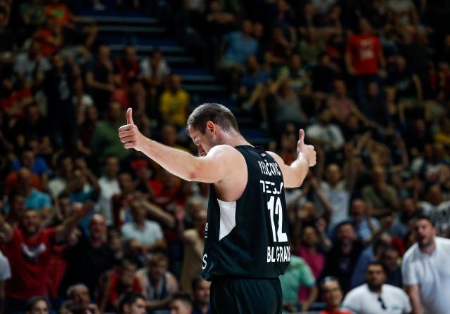 "Doðite, bodrite, pa i vreðajte, ali nemojte porodicu..."