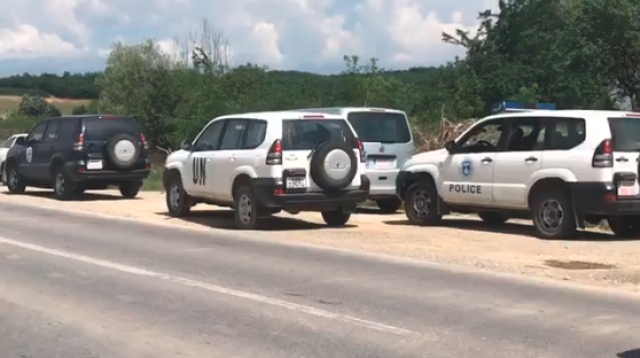 Policija rasterala Albance – oni se vratili i gaðali Srbe
