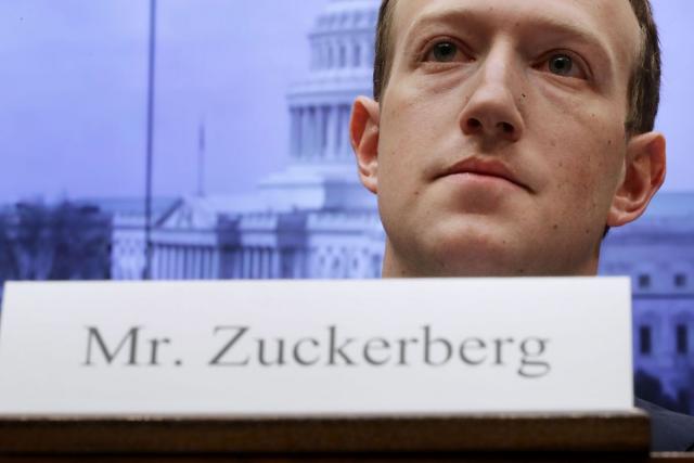 Zemlja koja će zabraniti Facebook na mesec dana
