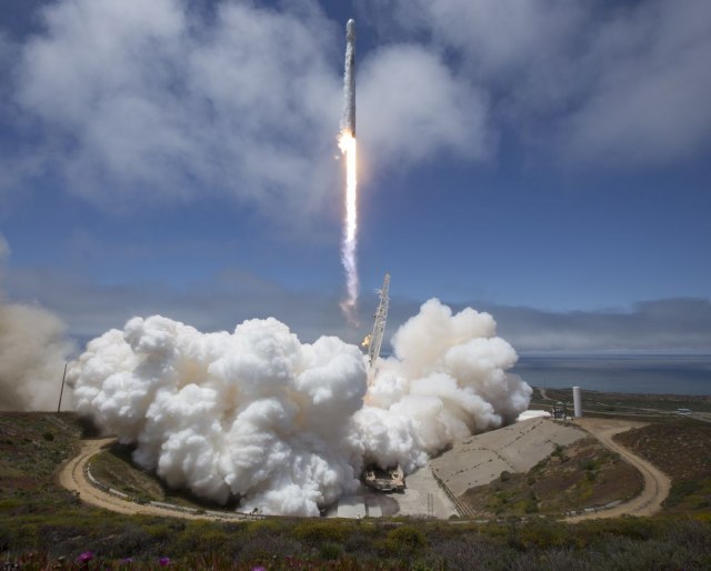 SpaceX objavio kada æemo konaèno leteti na Mesec