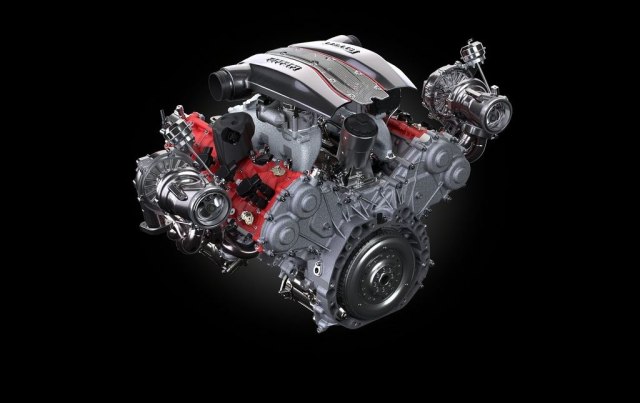 Ferrarijev 3.9 V8 