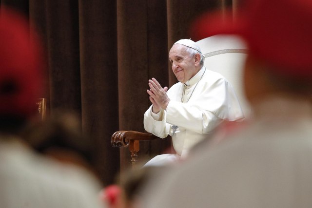 Papa prihvatio ostavku kardinala zbog seksualne afere