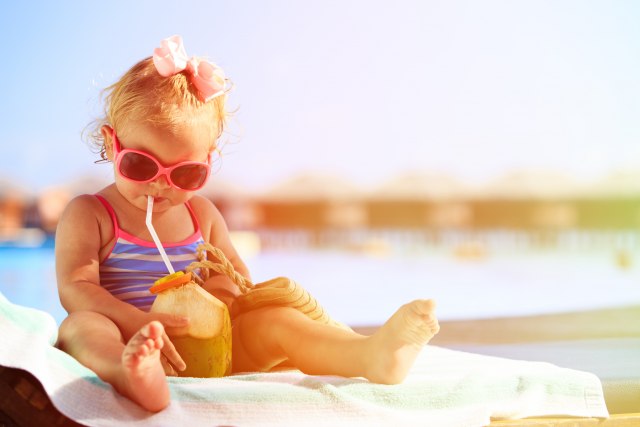Uz ovaj spisak neæete biti nepripremljeni za plažu s bebom