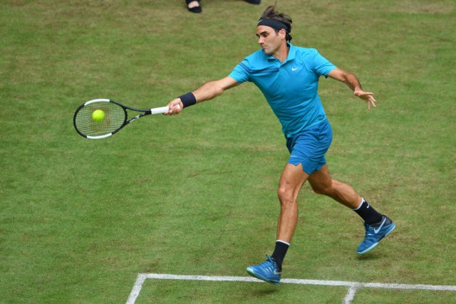 Federer nastavio sa pobedama na travi