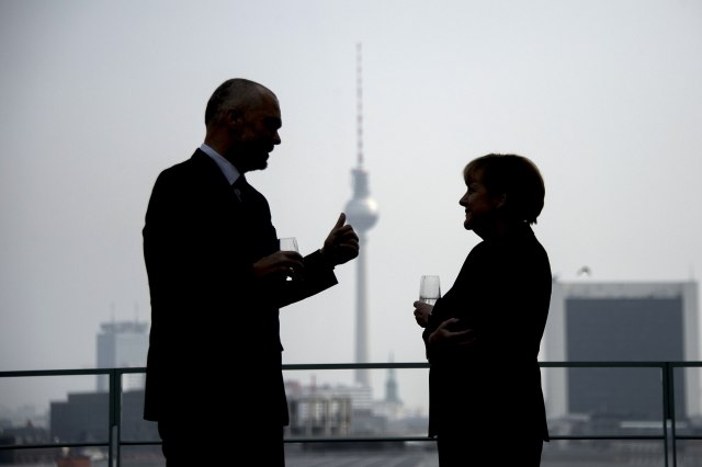 DW: Zlatno rešenje za Merkelovu – Albanija?