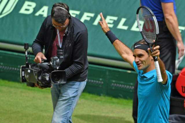 Federer na korak od 10. titule u Haleu