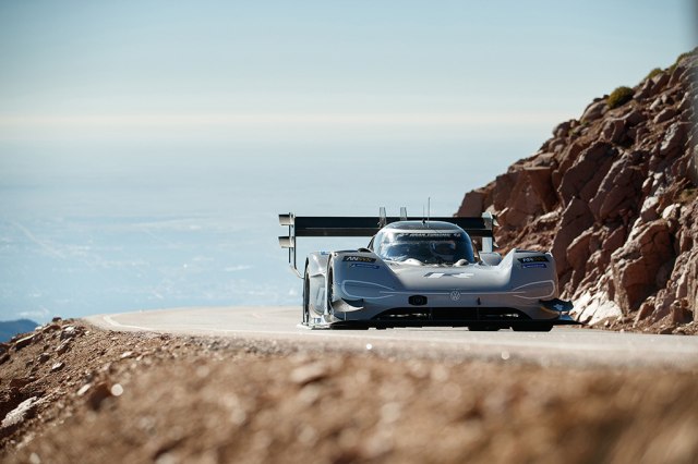 VW oborio rekord Pikes Peak – Dima brži od Leba