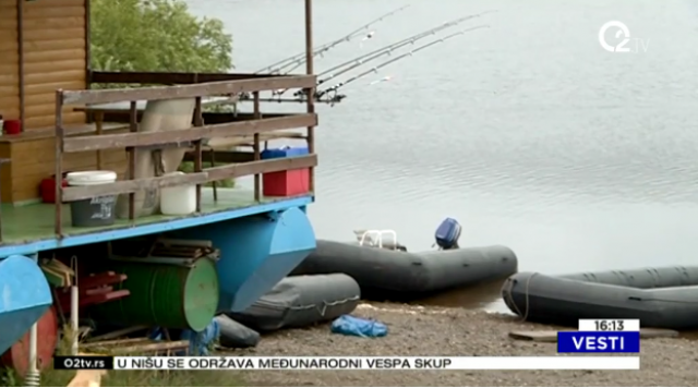 Nasukan "Mobi Dik", na suvom i ribolovci... VIDEO
