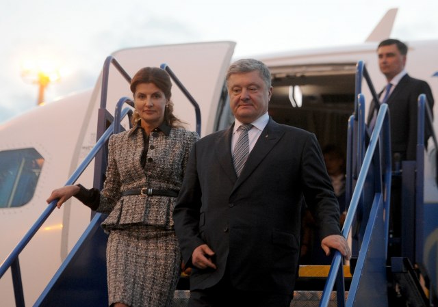 Porošenko stigao u BG, doèekala ga ministarka VIDEO/FOTO
