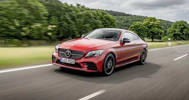 Mercedes izbacuje Renault dizelaš iz C klase