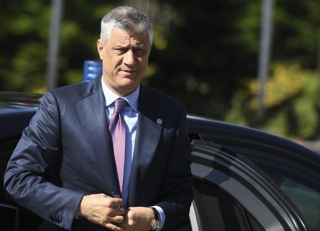 Thaci photographed talking to Medvedev