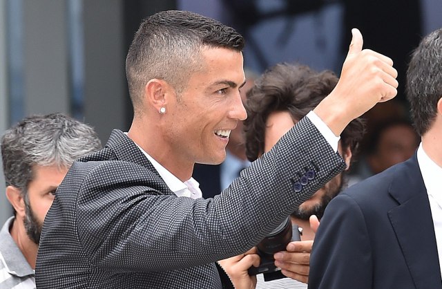 Ronaldo prošao medicinske preglede u Torinu