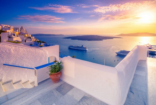 Kako za 550 evra obići najpoznatija grčka ostrva u jednom dahu?