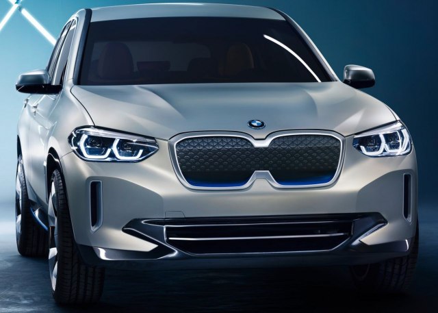 Svaki BMW pete generacije imaæe prostor za bateriju