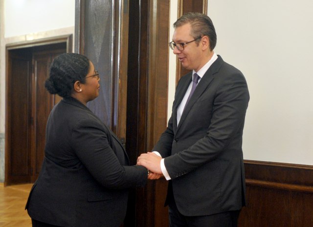 "Hvala Surinamu, poziv predsedniku da doðe u Srbiju"