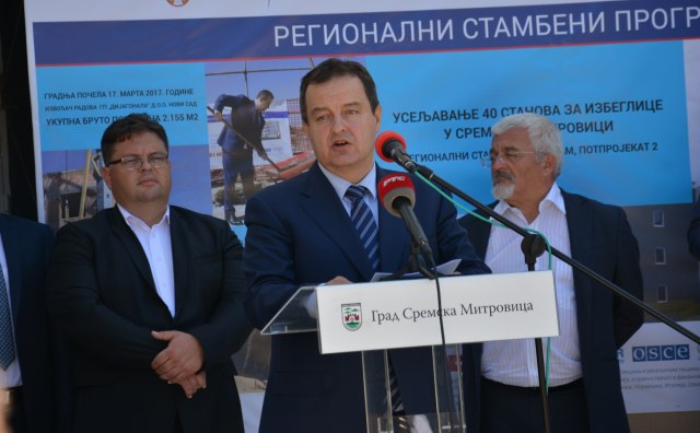 Serbian government committed to resolving refugee issue