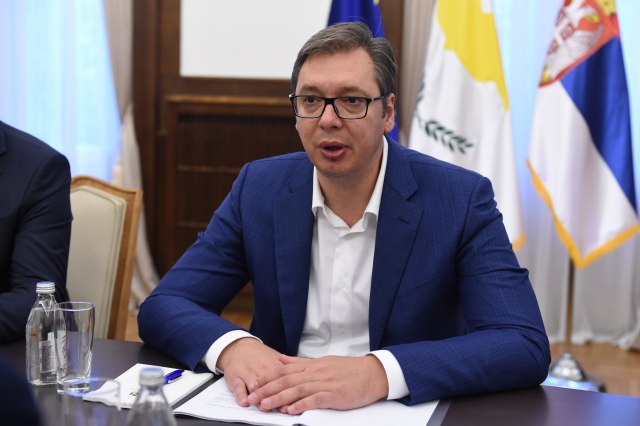 Vučić Ciprasu uputio saučešće i ponudio pomoć