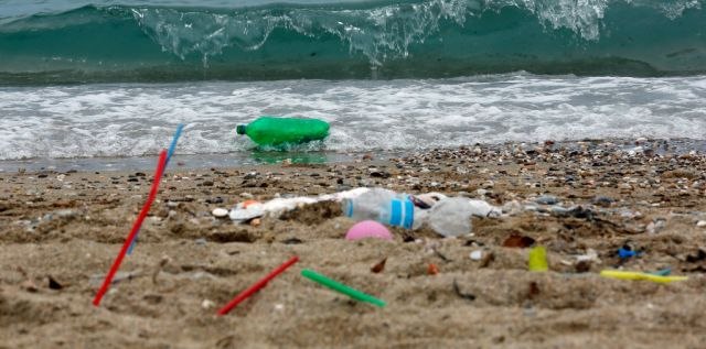 Okeani æe u naredne dve decenije biti oèišæeni od plastike?