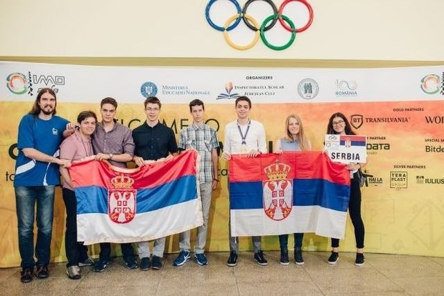 Serbian mathematics students pick up handful of medals