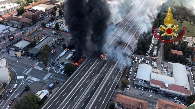 Eksplozija u Bolonji odnela dva života VIDEO/FOTO