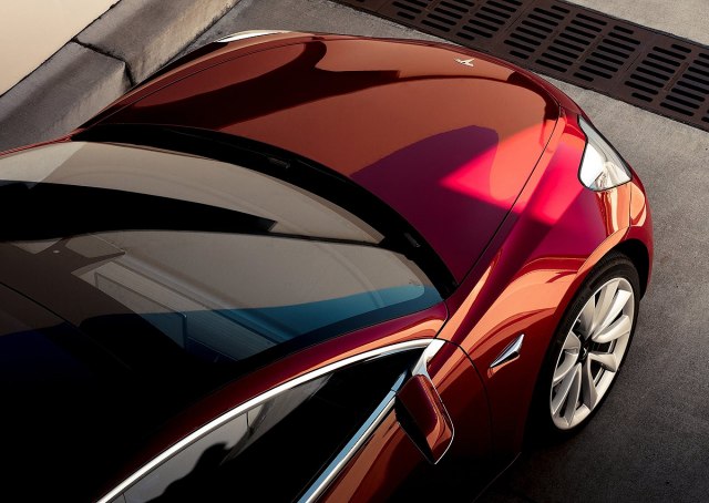 Tesla Model 3 grabi ka vrhu – ušao u 