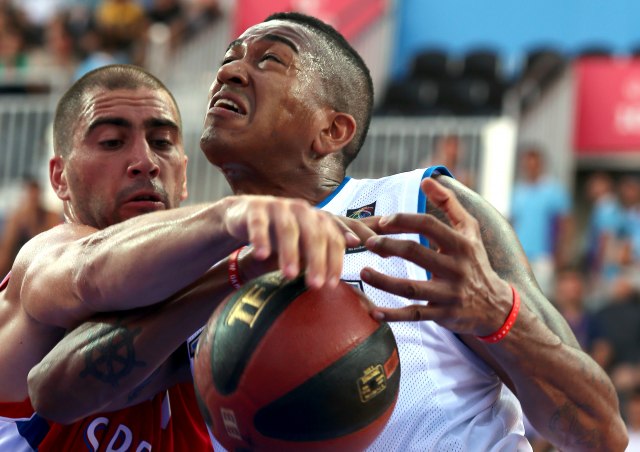 Basketaši iz Novog Sada odbranili titulu u Pragu