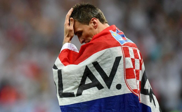 Mandžukić se oprostio od Hrvatske: Od sada među vernim navijačima