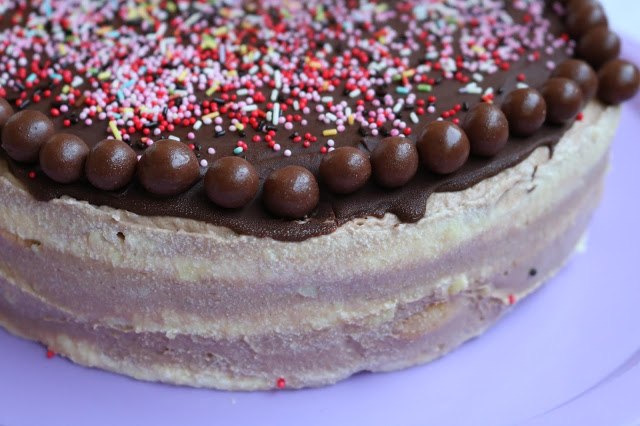 Brza i kremasta torta: Èokoladna torta bez peèenja