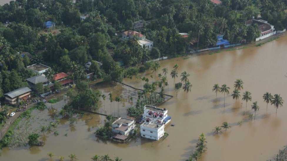 Poplave u Indiji: Stradalo najmanje 73 osobe