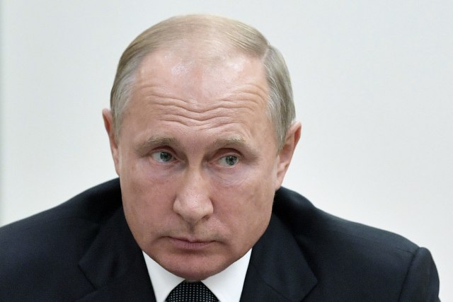 Putin i Kurc o "žarištima" razgovarali u kolima