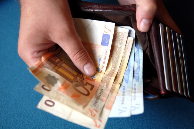 Traže kredit od MMF: 300 mil EUR za spas banaka