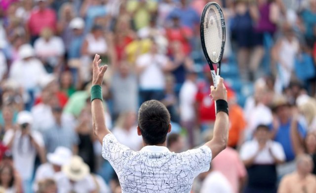 Novakova istorijska pobeda u dva minuta VIDEO