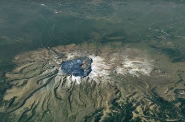 Kampujte u podnožju najvećeg vulkana - u Severnoj Koreji VIDEO