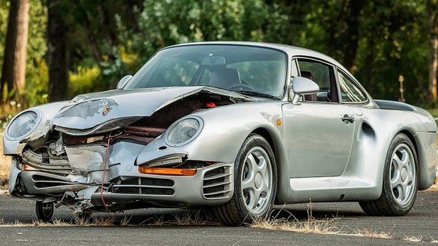 Koliko vredi slupani Porsche 959?