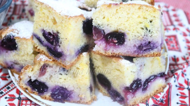 Bakin kolač sa grožđem: Poslastica za koju će vam svi tražiti recept
