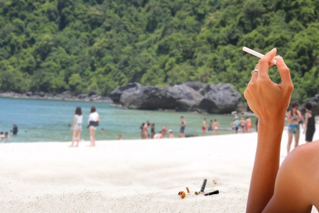 Potpuna zabrana pušenja na omiljenim plažama srpskih turista?