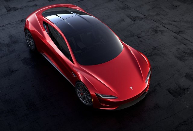 Tesla Roadster debituje za sedam dana?
