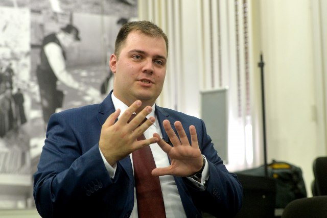 Duguju milijarde i uzalud se nadaju - porez i u Srbiji kao smrt