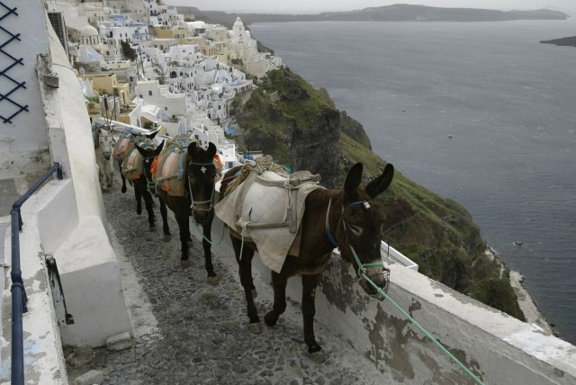 Mračna strana Santorinija: 