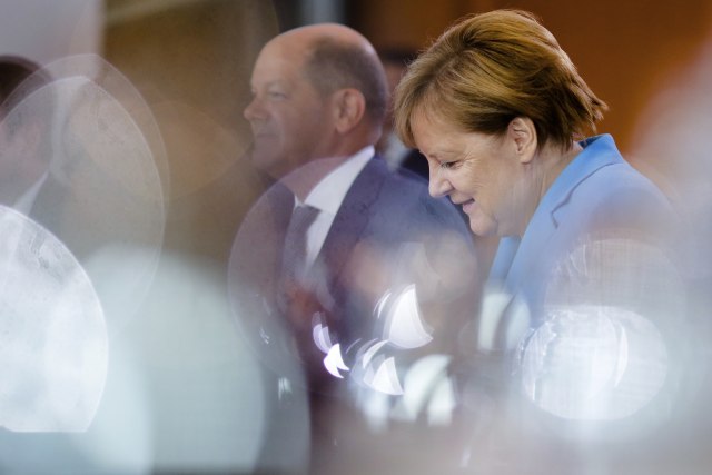"Majstorski potez Merkelove, ali – narod je zbunjen"