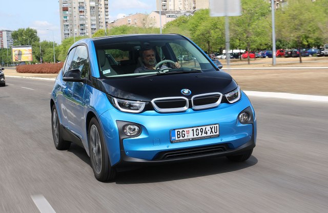 Električni automobil u Srbiji - BMW i3 na testu