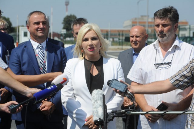 Mihajlovićeva: Važno da Vučićeva poseta KiM prođe u miru