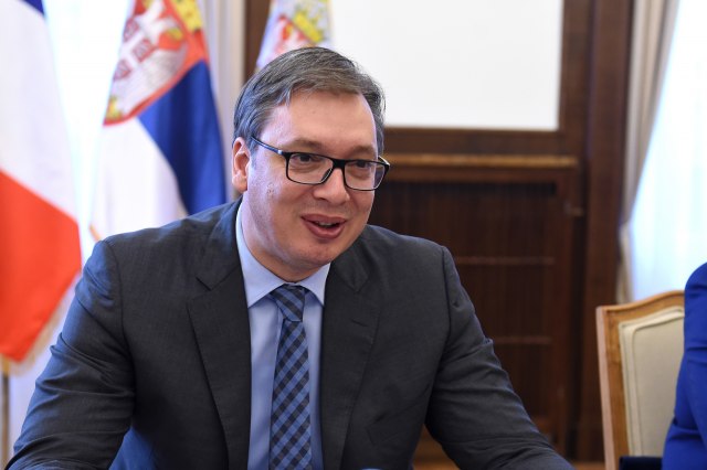 Vučić: Očekujemo Makrona u decembru u Beogradu