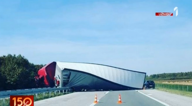 Kamion preprečen na auto-putu ka ZG, saobraćaj mili VIDEO