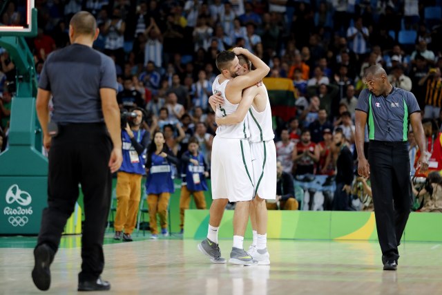 Greške i promašeni ziceri – NBA Hrvatska poražena od Litvanije
